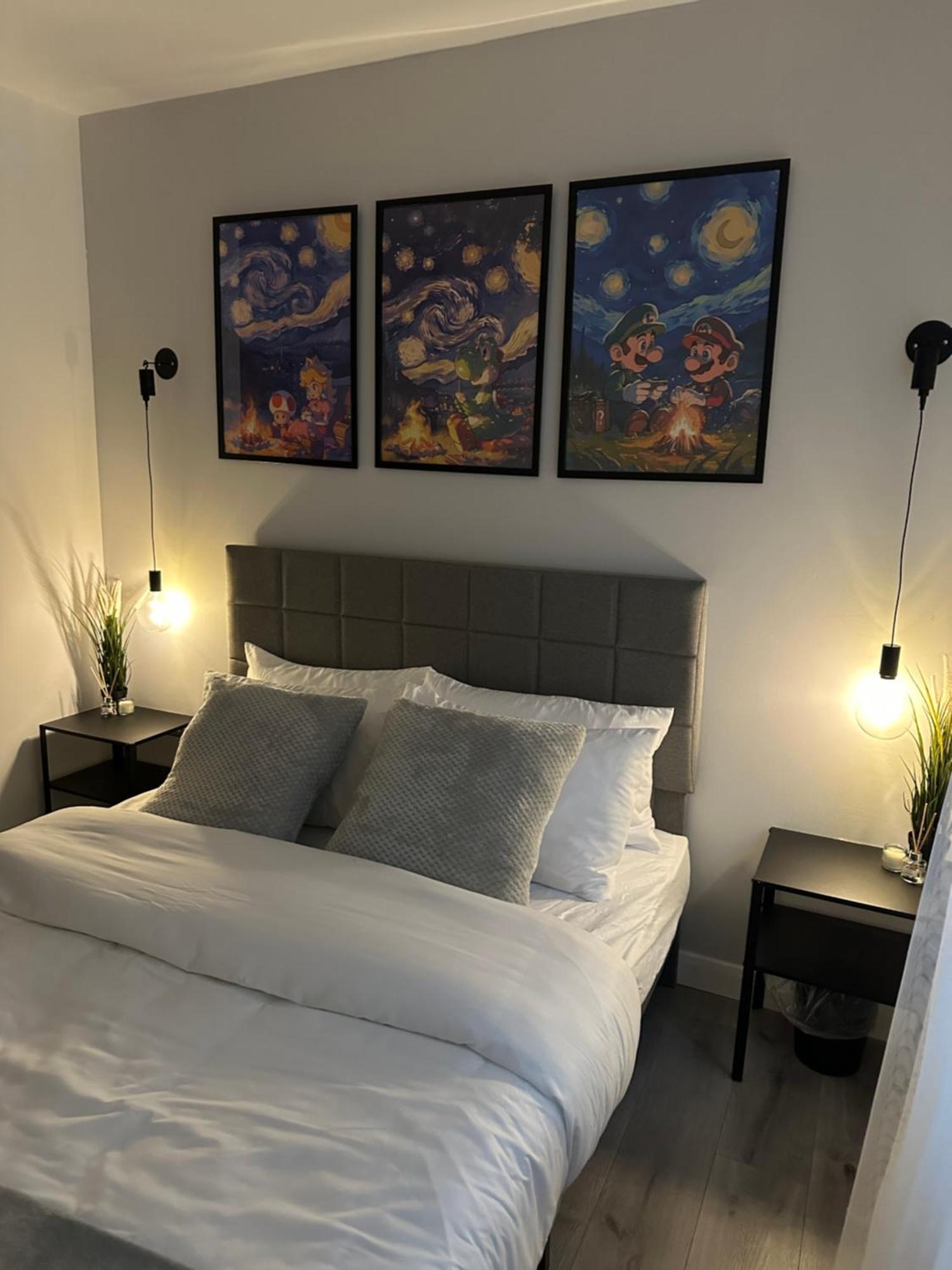Retro Suite A Luxury Apartment With King Size Bed Wii Games And Entertainment Leicester Exterior photo